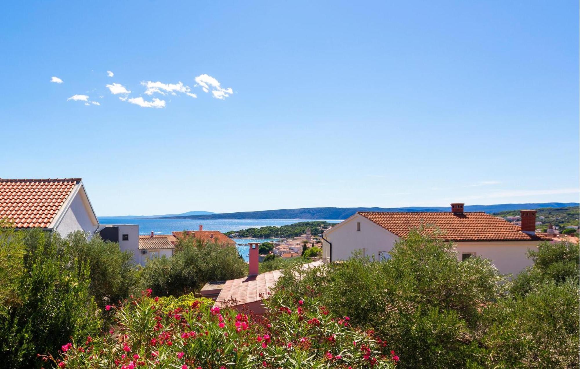 Amazing apartment in Krk with 3 Bedrooms&WiFi Krk Town Buitenkant foto