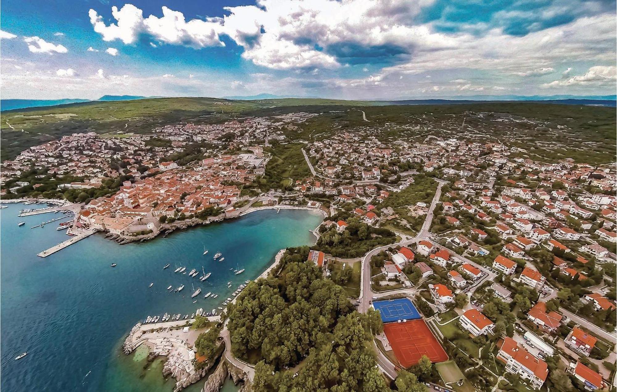 Amazing apartment in Krk with 3 Bedrooms&WiFi Krk Town Buitenkant foto
