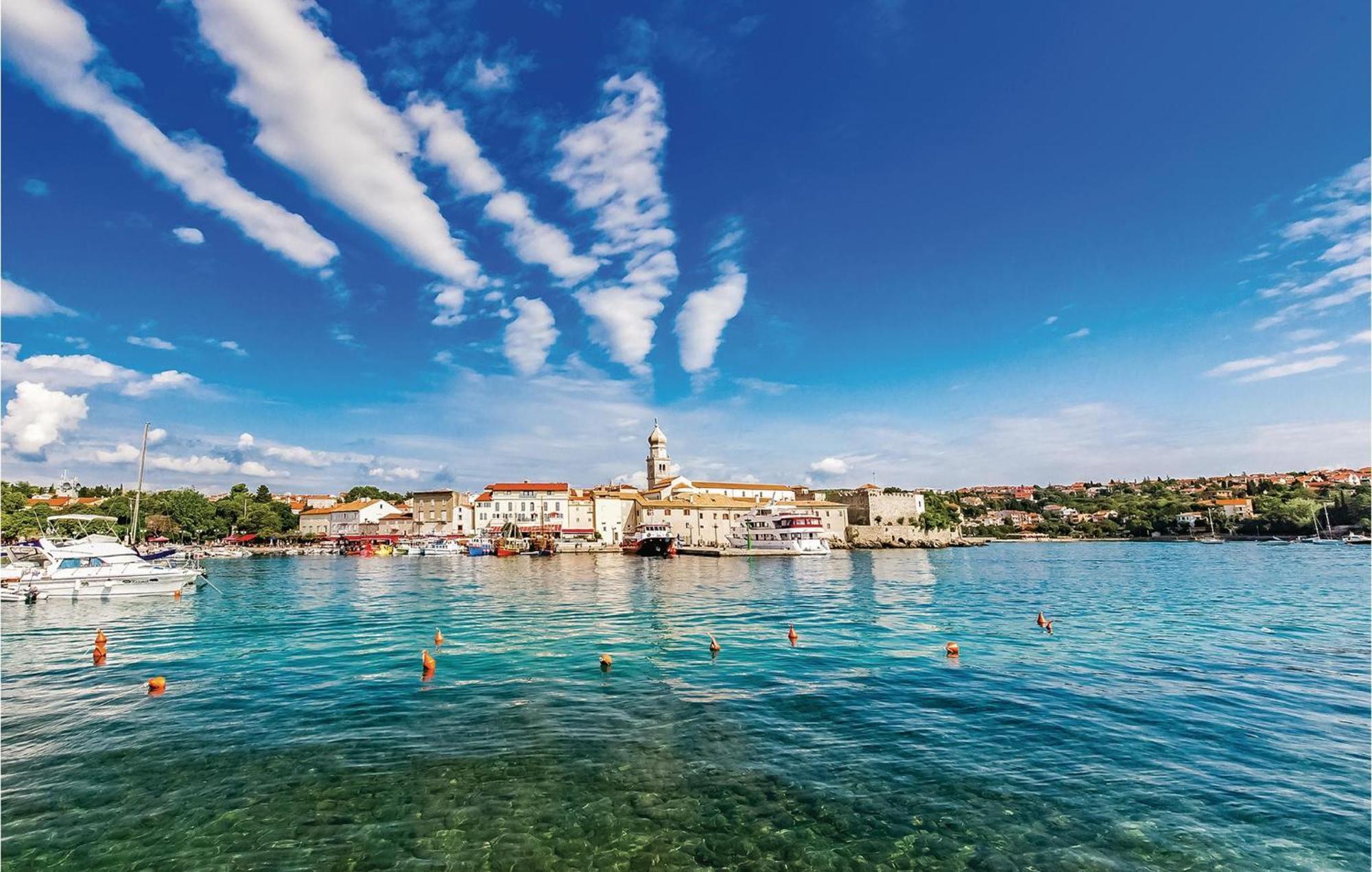 Amazing apartment in Krk with 3 Bedrooms&WiFi Krk Town Buitenkant foto